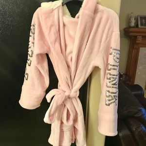 Victoria’s Secret PINK Bathrobe